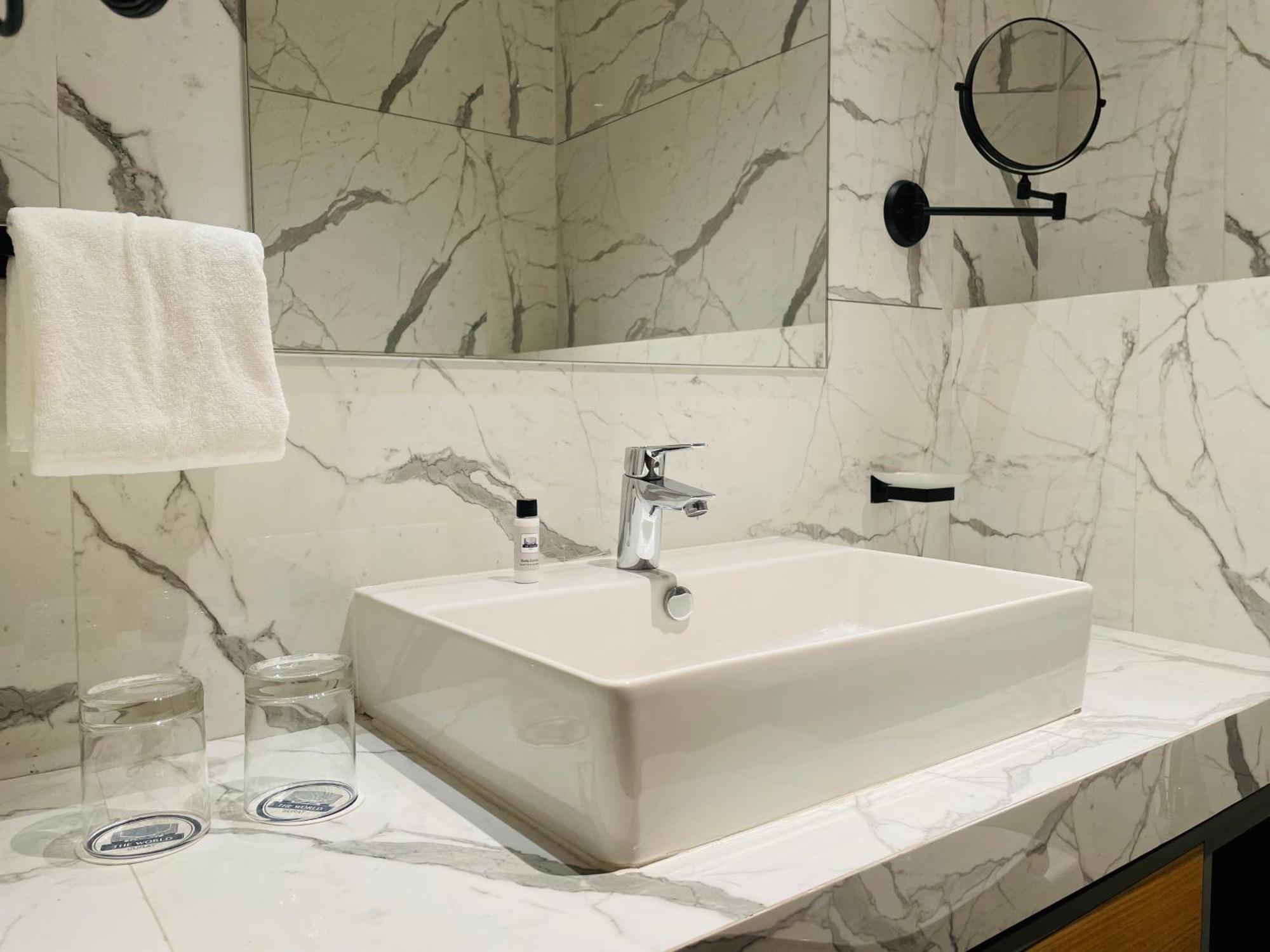 The World Surat Hotel Ngoại thất bức ảnh