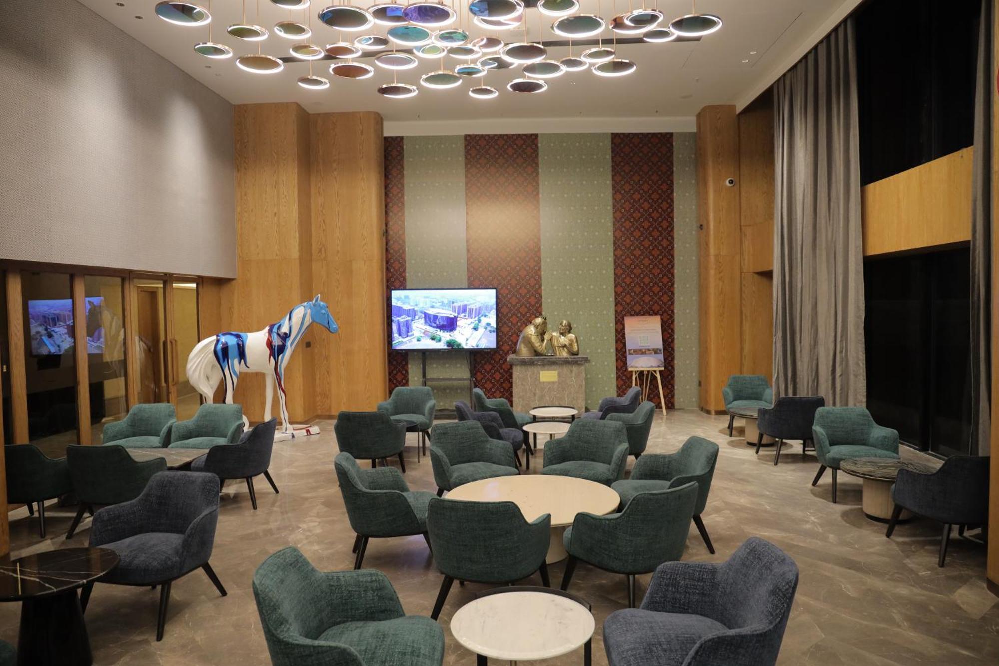 The World Surat Hotel Ngoại thất bức ảnh