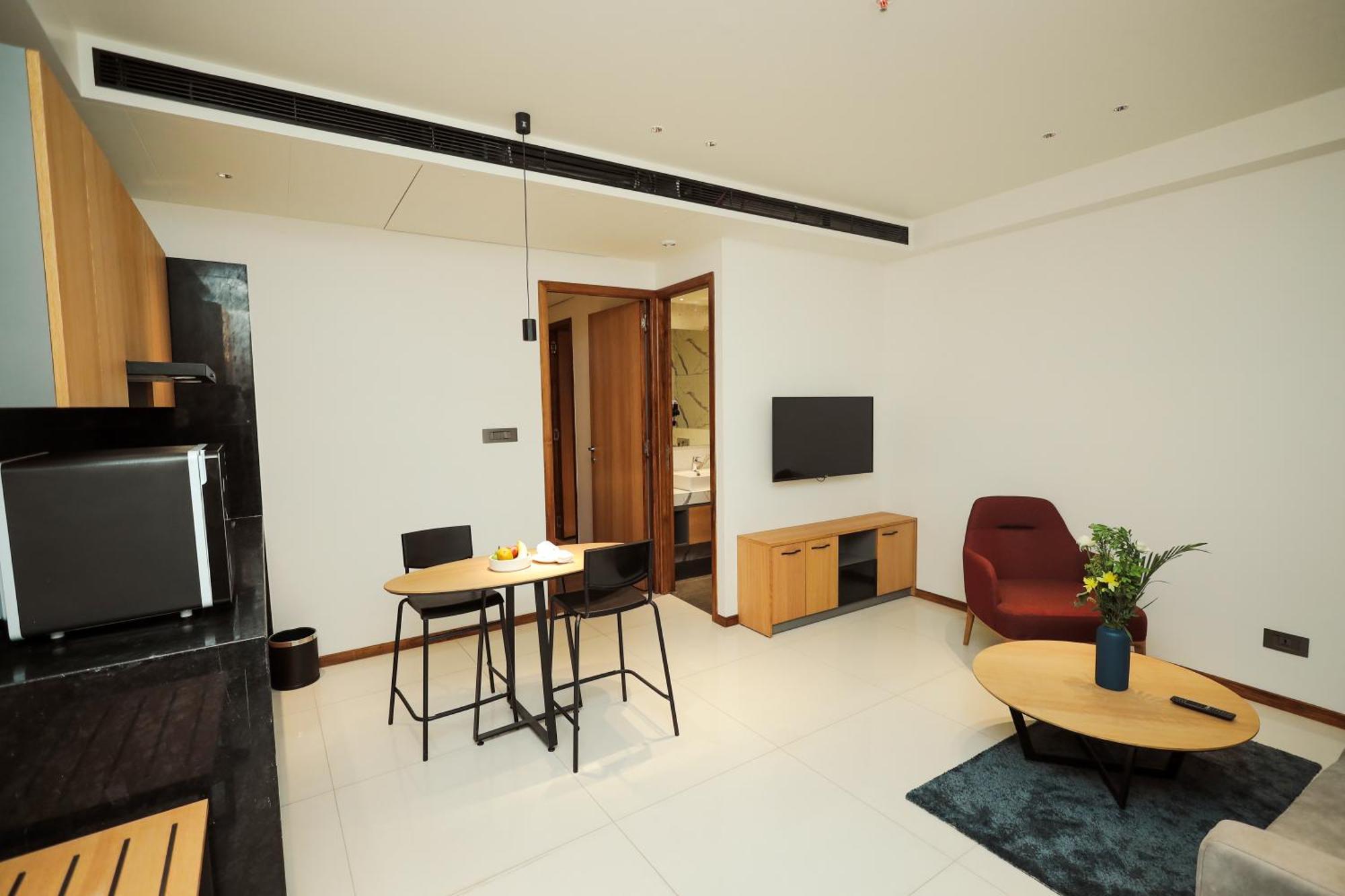 The World Surat Hotel Ngoại thất bức ảnh